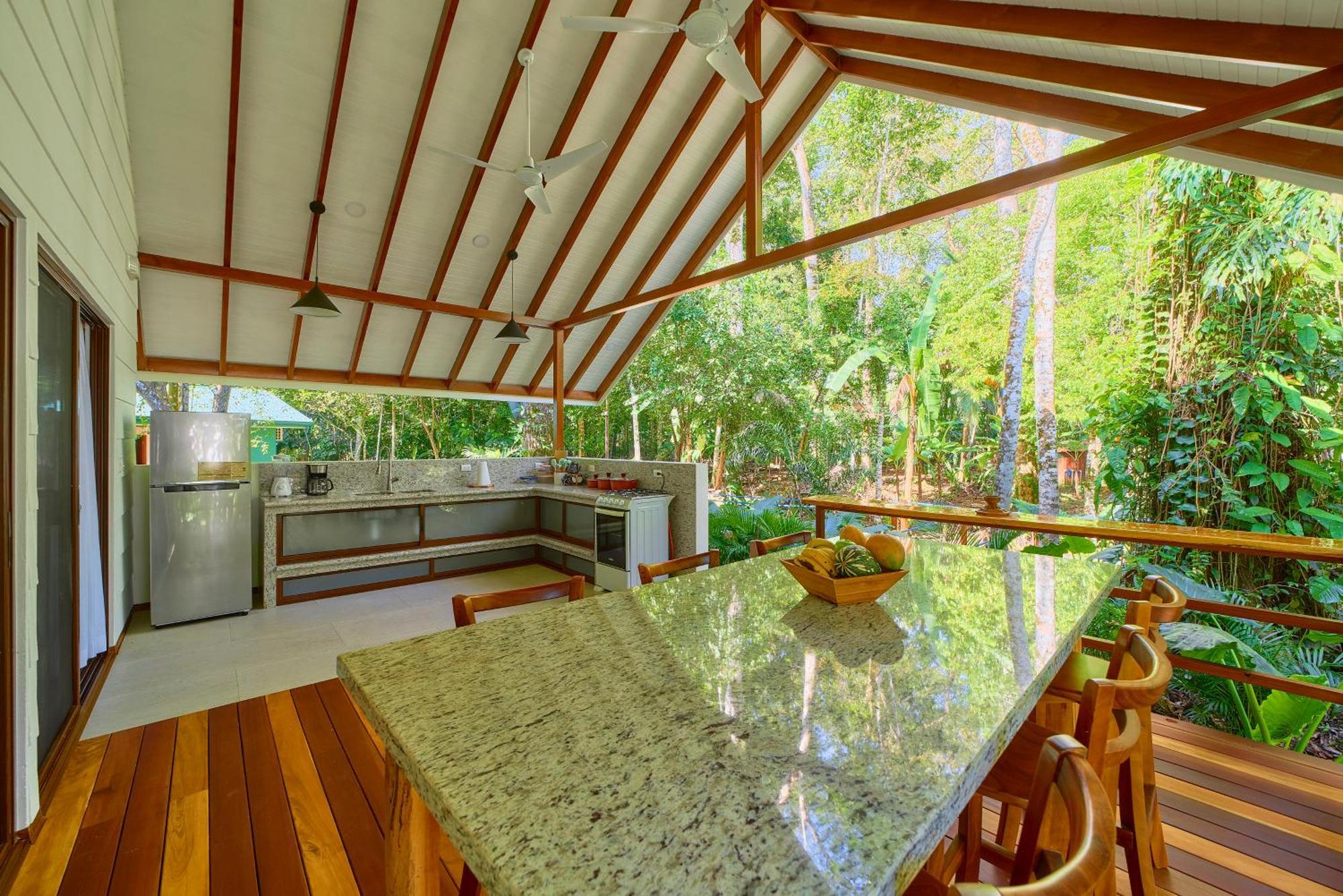 Casa Coki - Modern Villa Pool Steps From The Beach Puerto Viejo de Talamanca Экстерьер фото